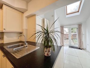 Kitchen- click for photo gallery